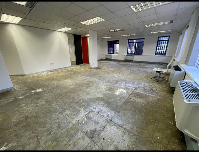 209M² OFFICE TO LET IN ROSEBANK